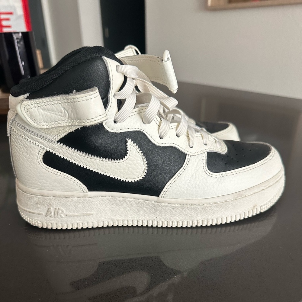 Mid rise Nike Air Force